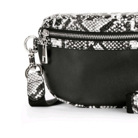 Time &Tru fanny pack - Picture 4 of 9